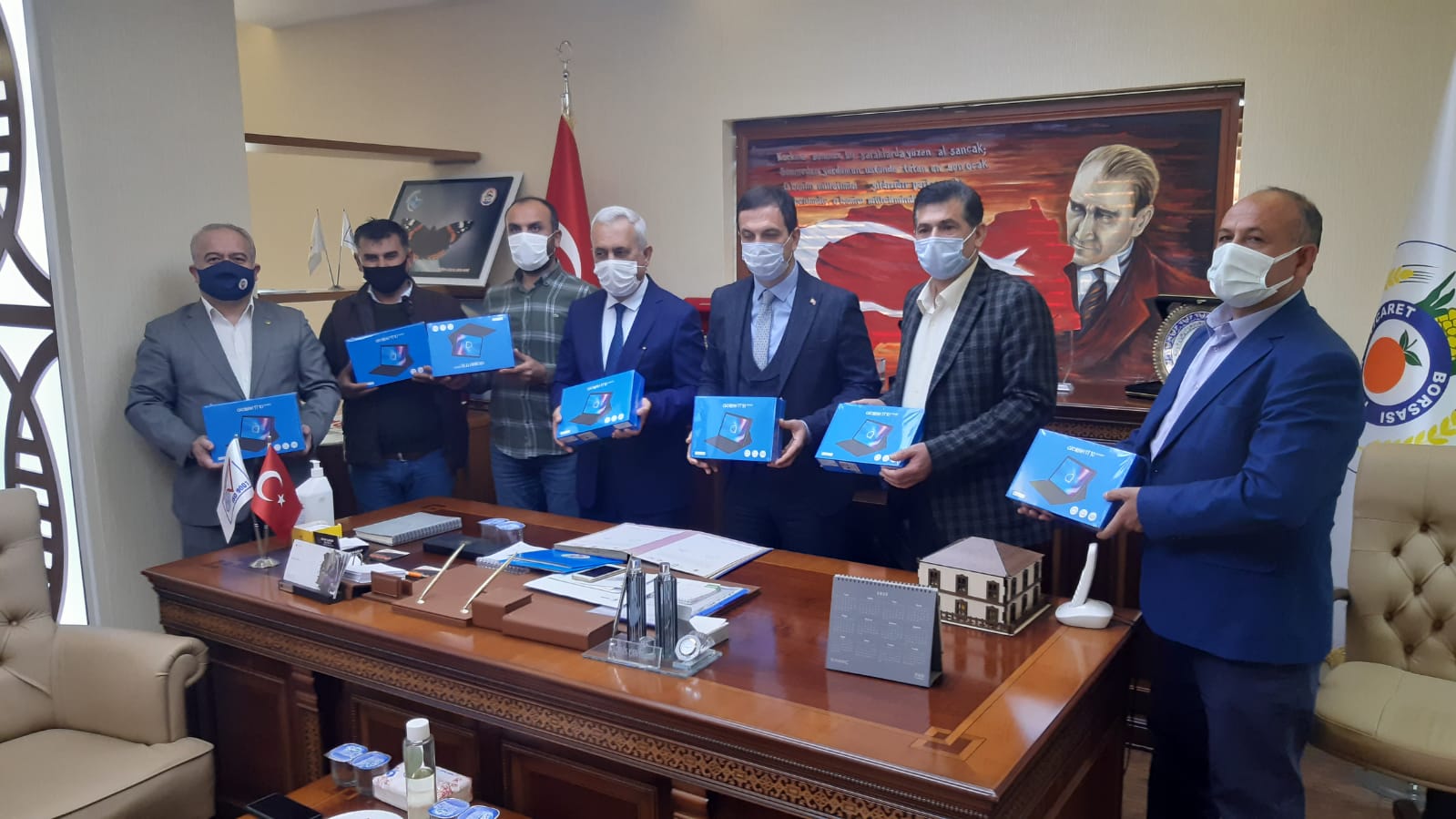 KÜÇÜK PARMAKLAR PROJESİ KAPSAMINDA TABLET BİLGİSAYARLARIMIZI TESLİM ETTİK [4.03.2021]